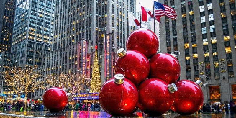 The Ultimate NYC Holiday Shopping Experience - With Luxury Transportation The Ultimate NYC Holiday Shopping Experience - With Luxury Transportation